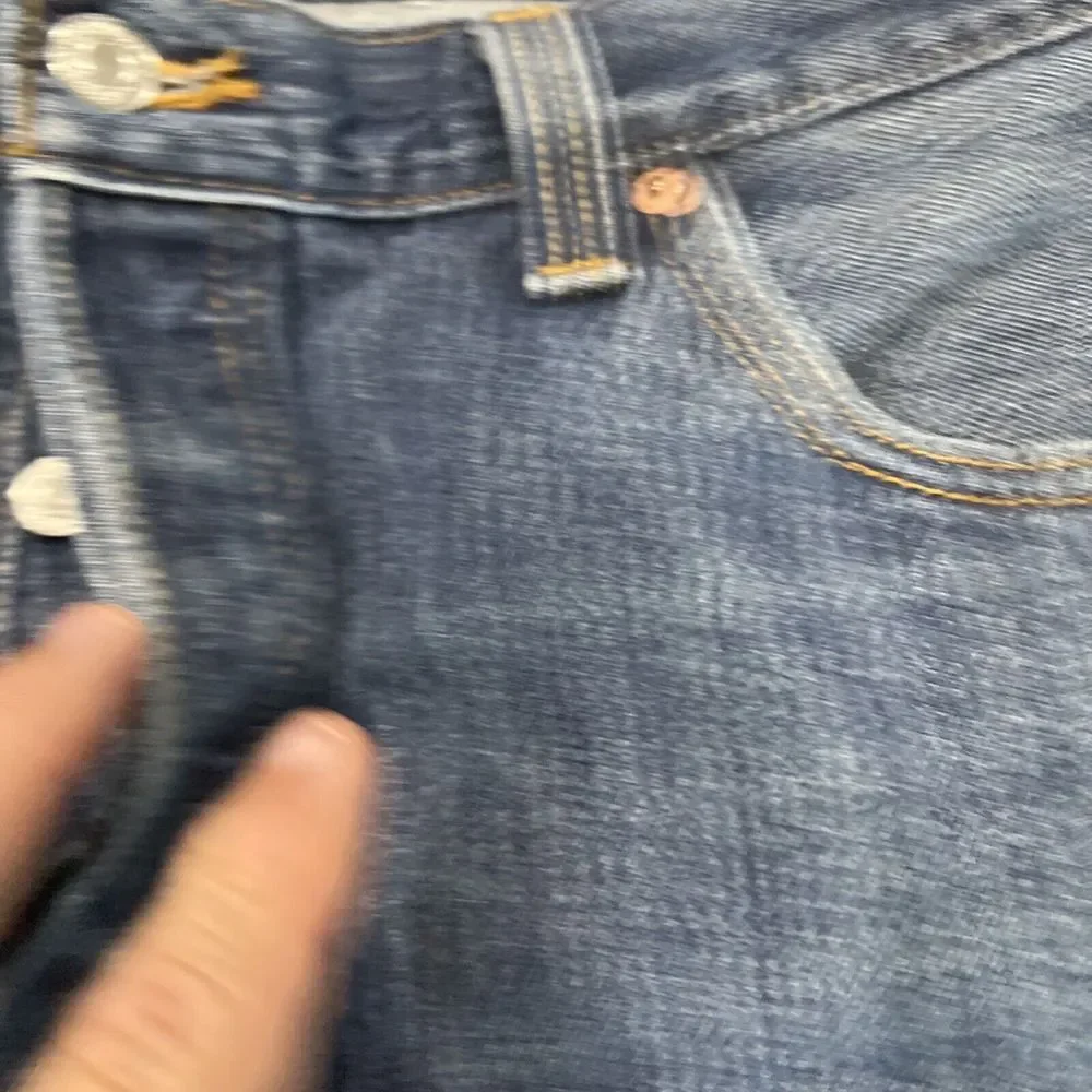 Levis elevate your